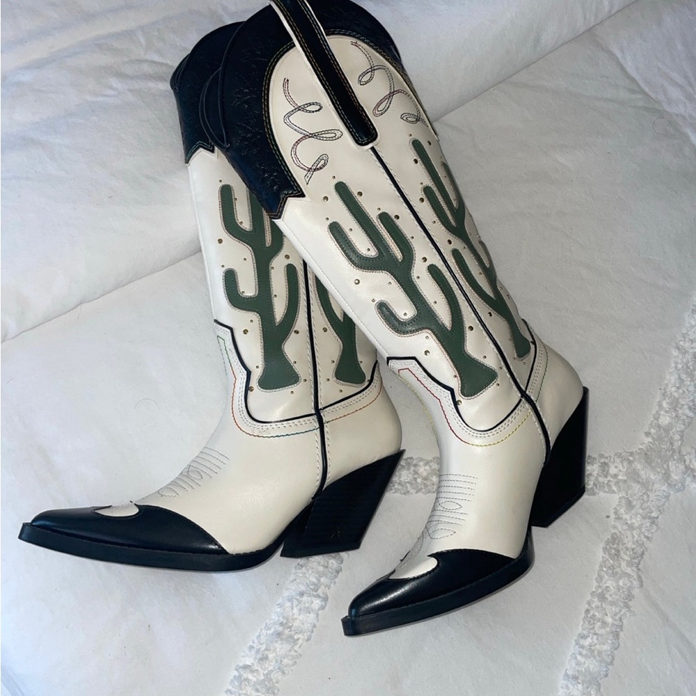 Zara cactus cowgirl Boots